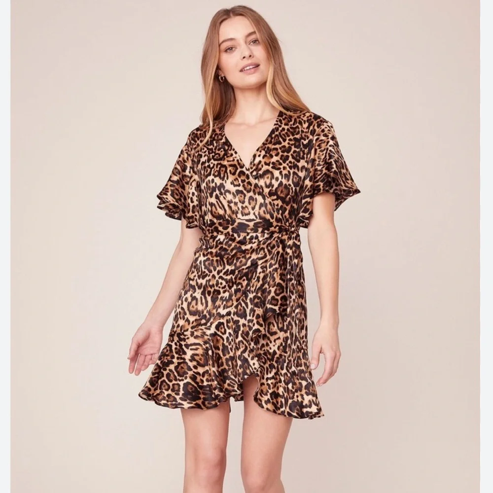 NWT BB Dakota Wild Card Animal Print Wrap Ruffle Dress - Picture 1 of 15